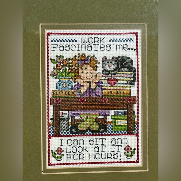 Needlepoint Framed “Work Fascinates Me” Hangable Frame stands. Hand made. - Picture 4 of 13